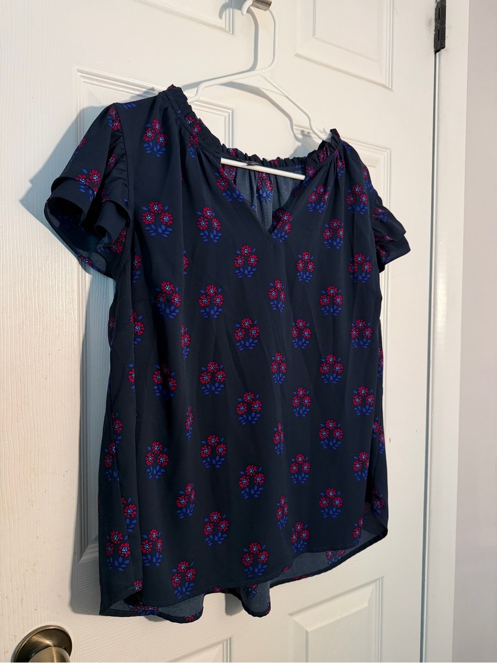 41 Hawthorn Navy Floral Short Sleeve Blouse